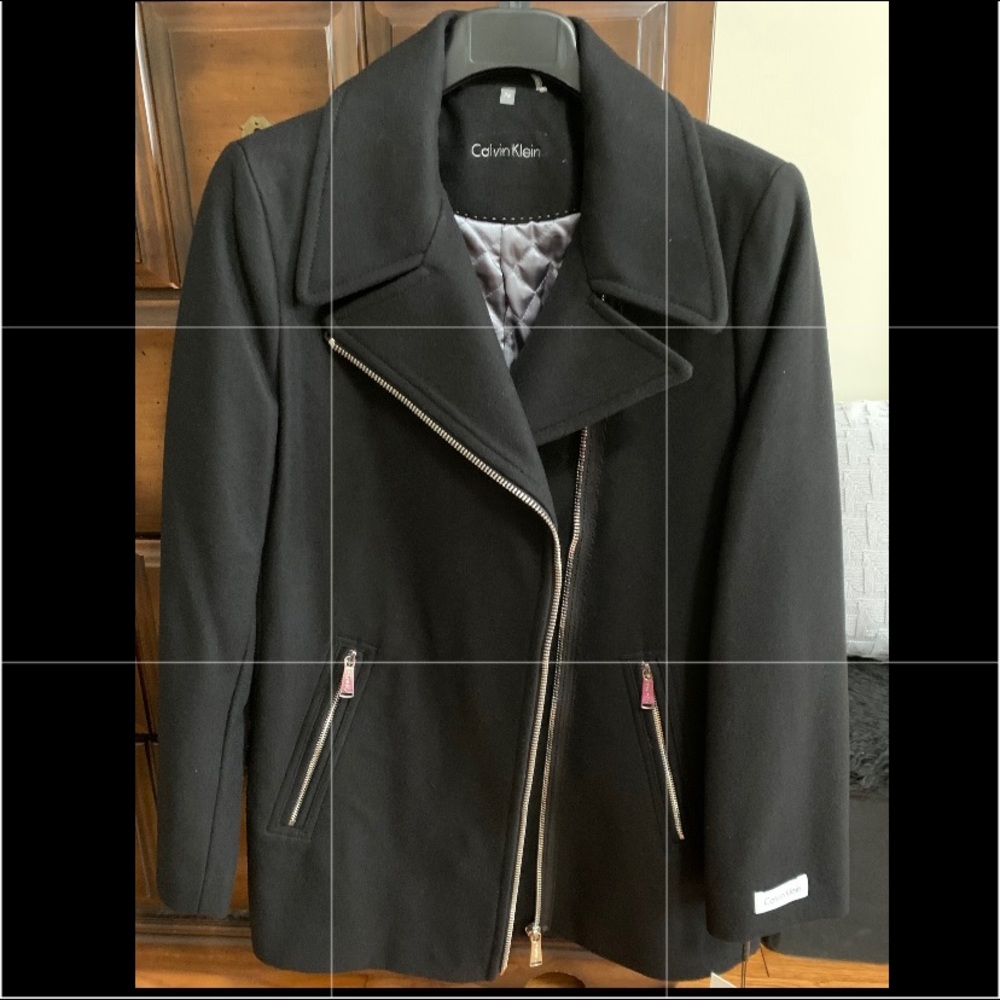 Woman’s Petite Medium Wool Coat